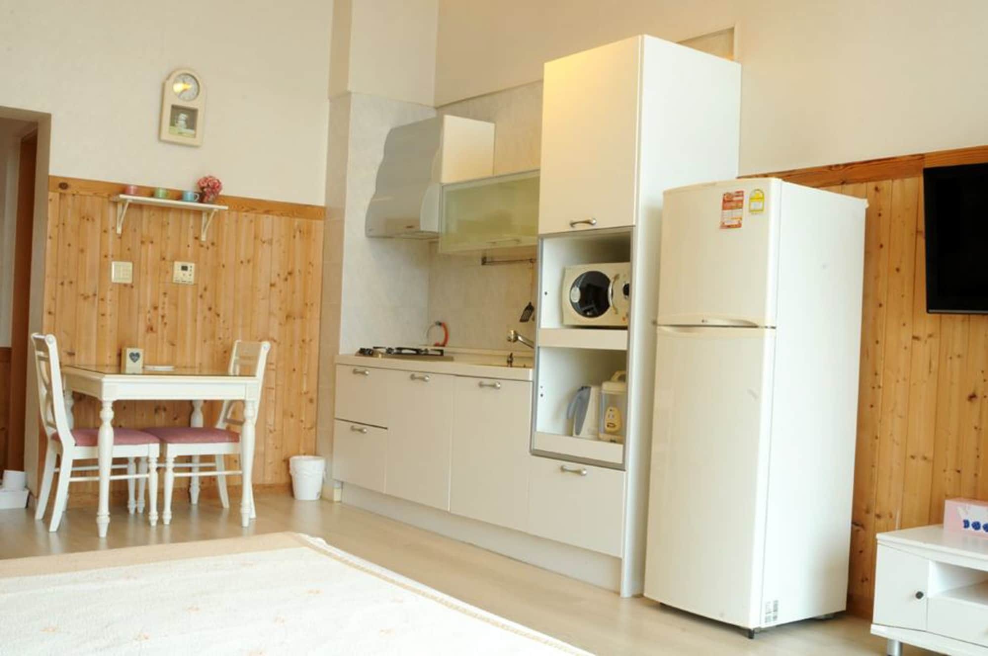 Cherry House Seogwipo Ngoại thất bức ảnh